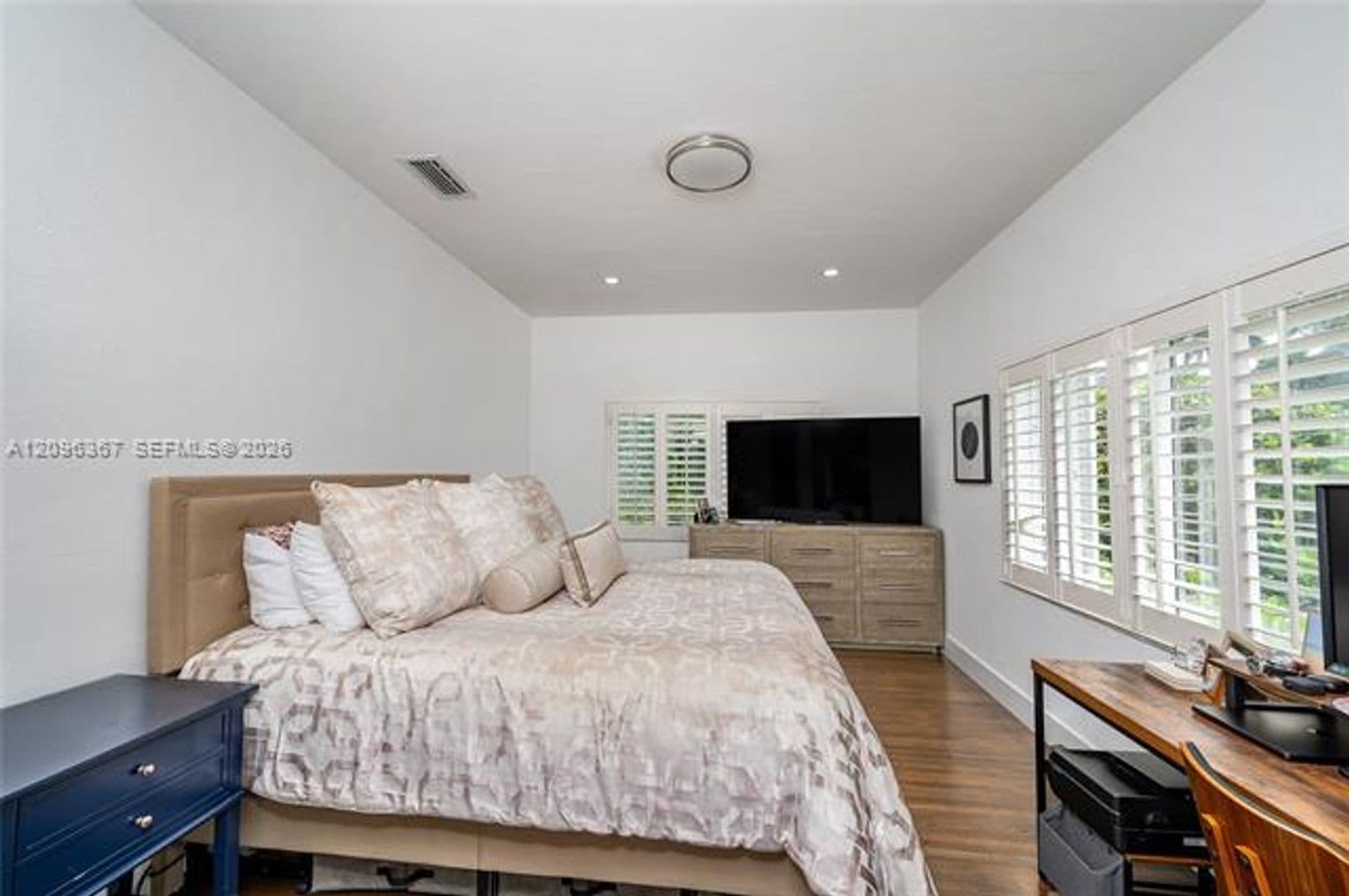 Coral Gables House: 3635 S Le Jeune Rd cu-3635