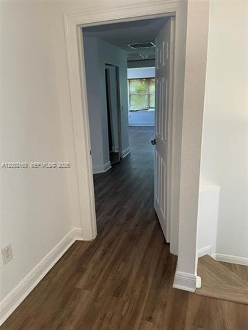 Miramar House: 17404 SW 47th Ct # 17404