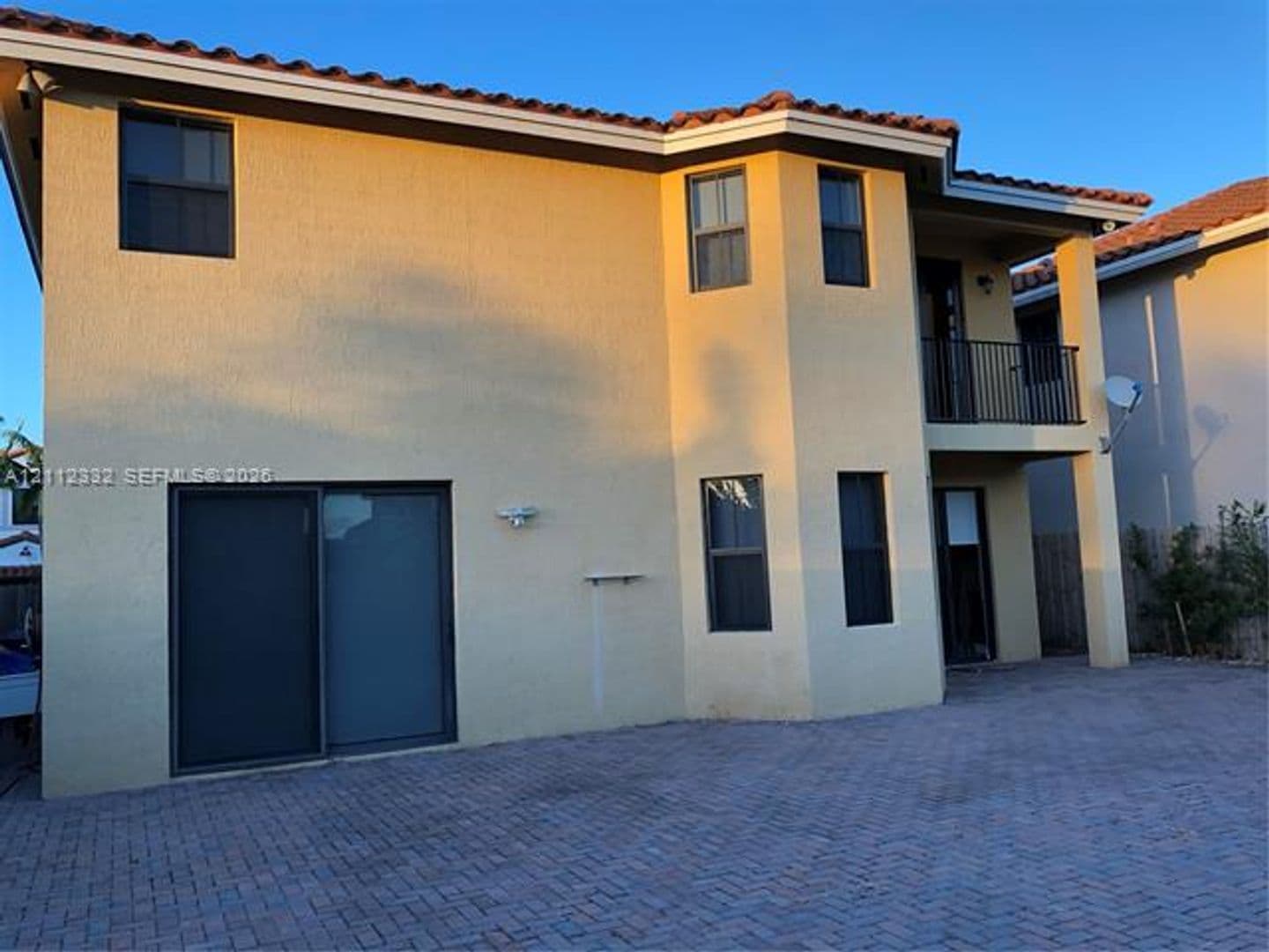 Miami House: 9764 NW 10th Ter # 9764