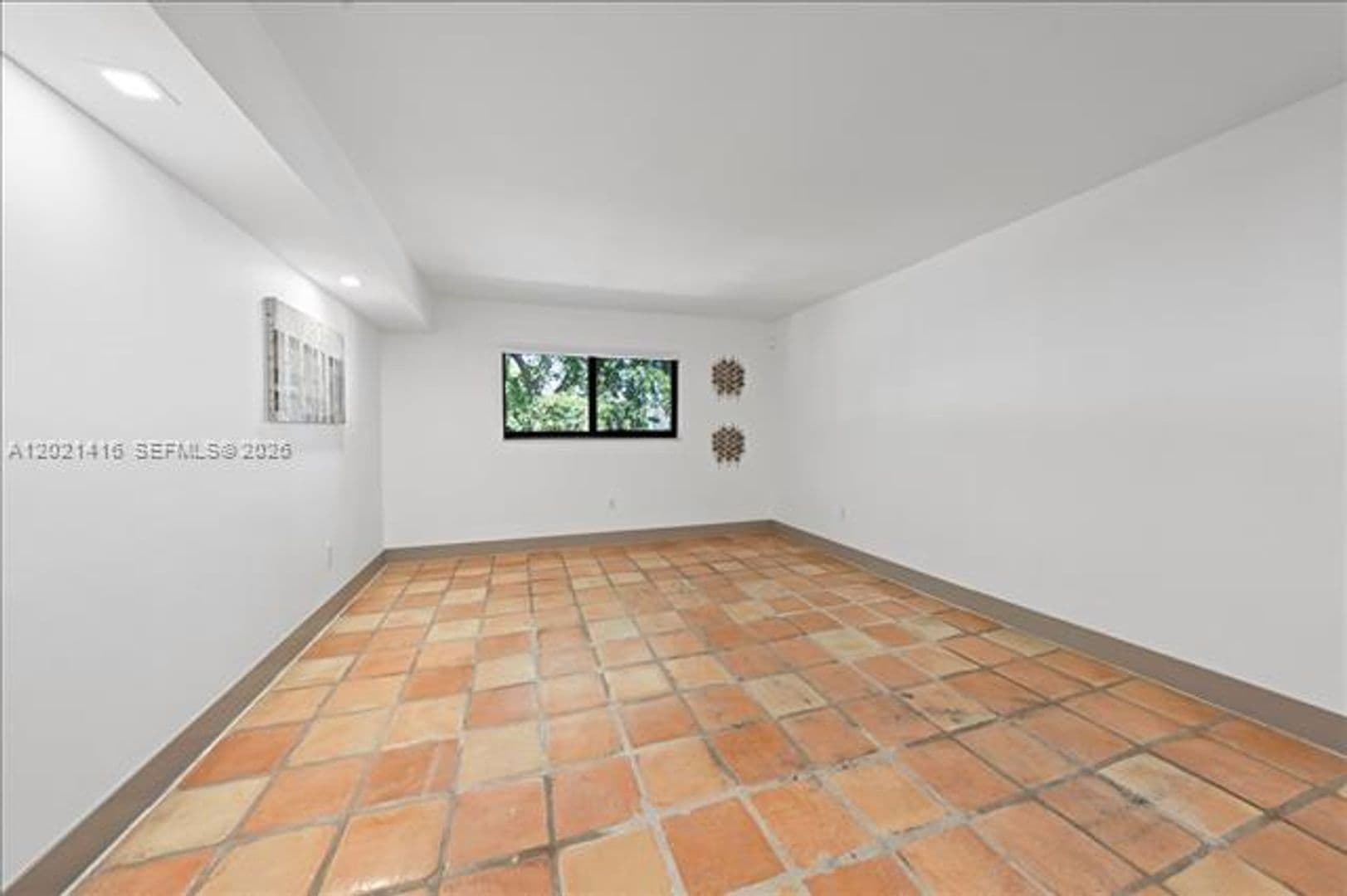 Coral Gables Townhome: 5750 Turin St th 207