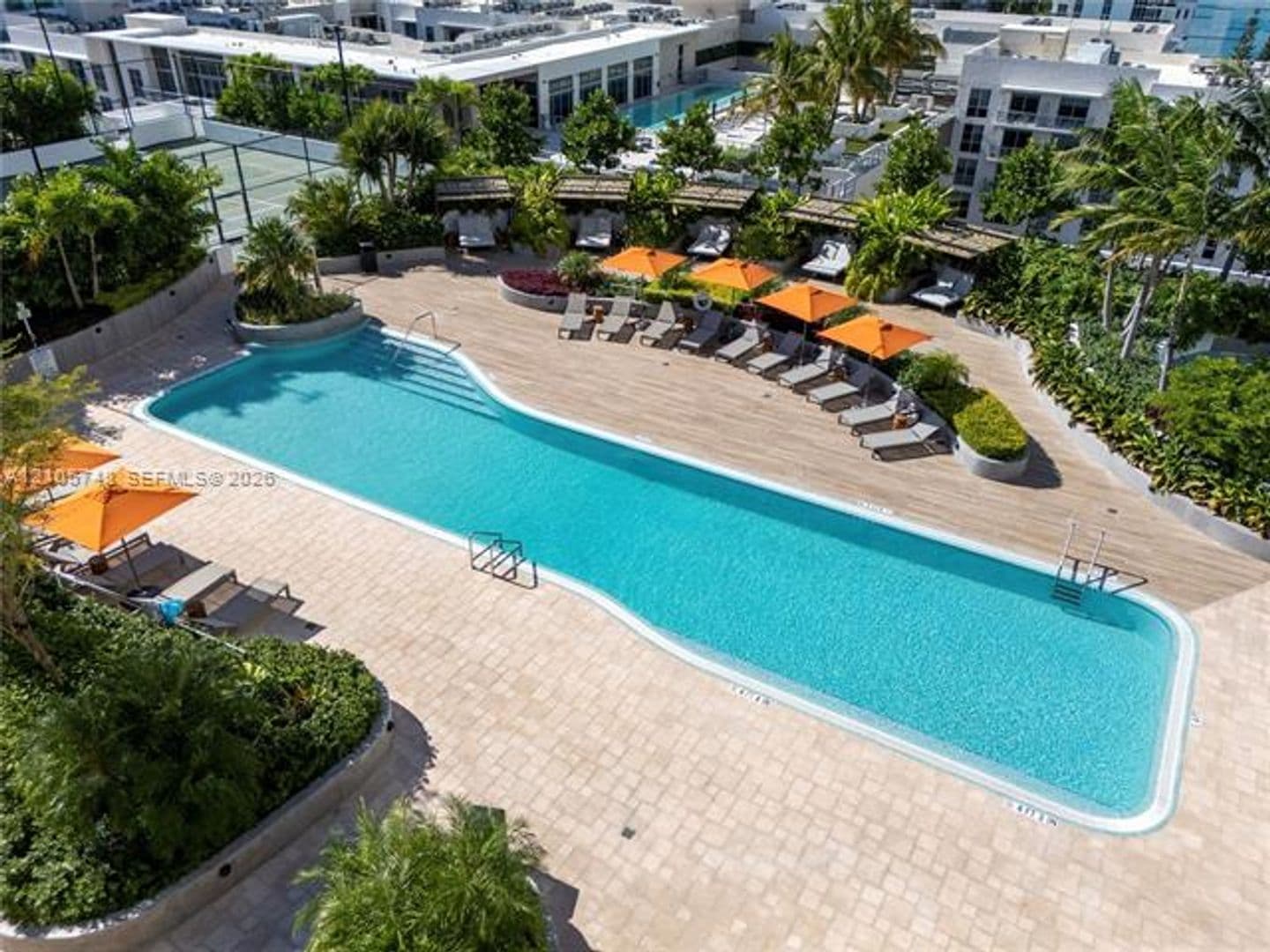 Miami Condo: 725 NE 24 cu-5401