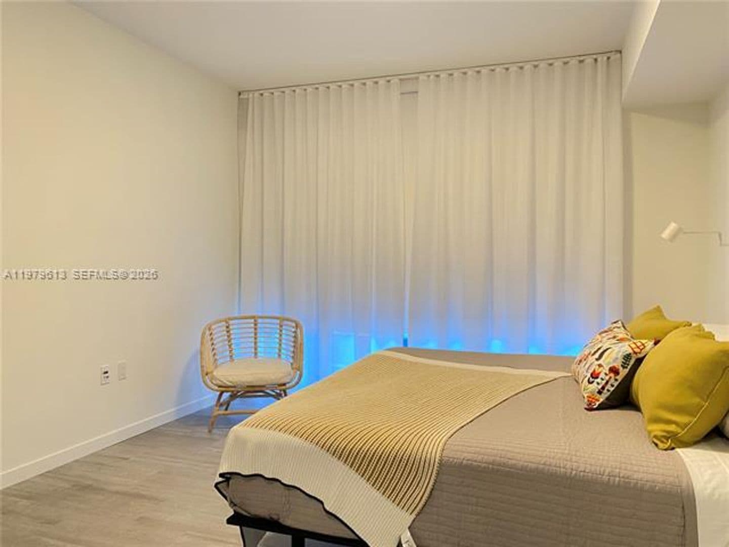 Miami Condo: 1000 Brickell Plaza cu-3807