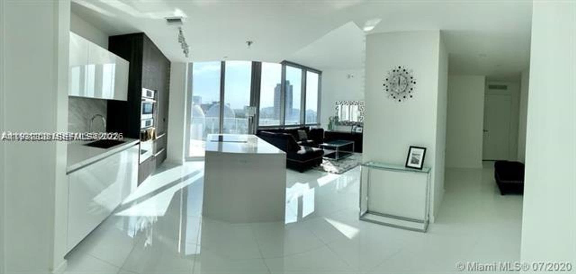 Miami Condo: 851 NE 1st Ave cu-1402