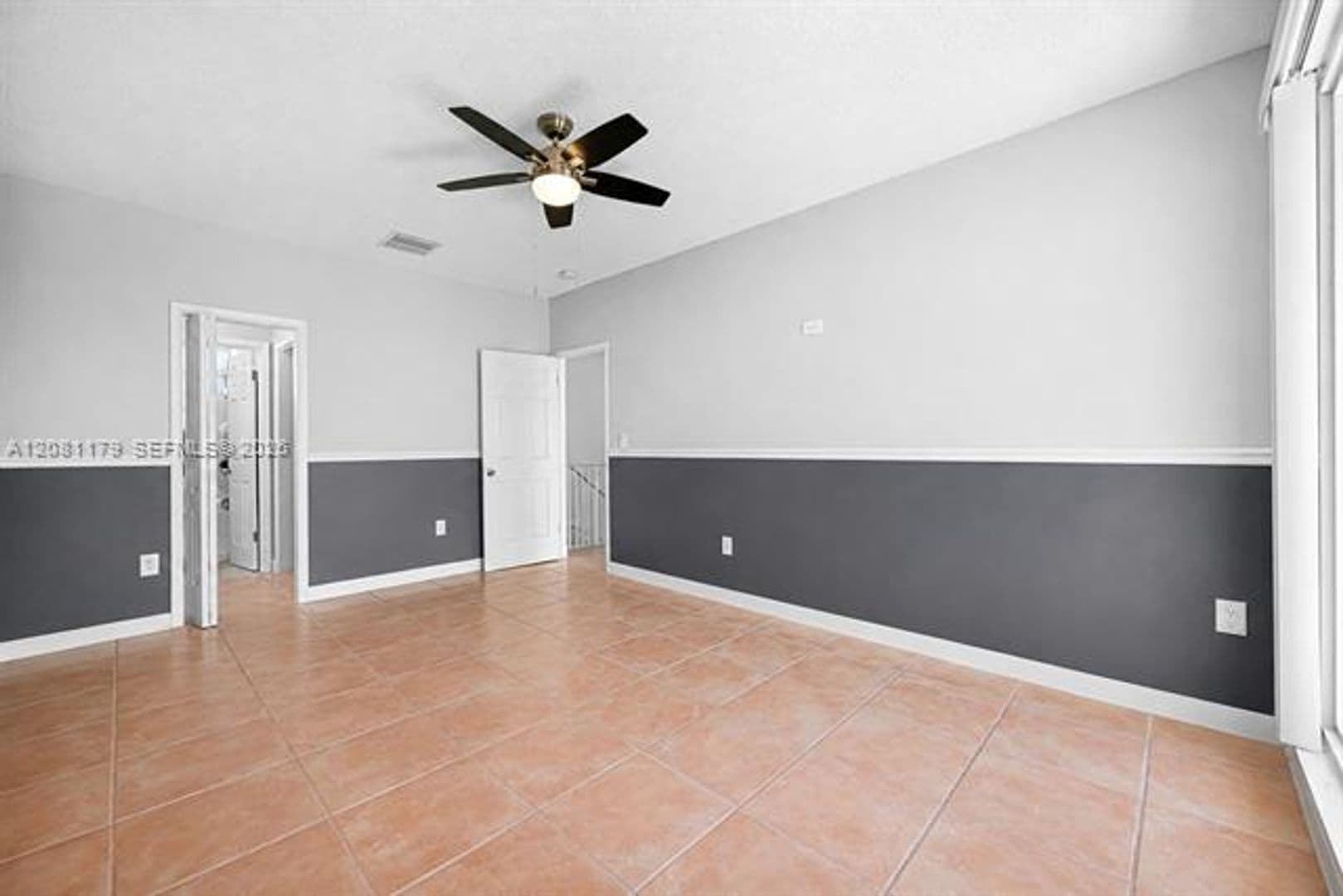 Miami Townhome: 9133 Fontainebleau Blvd th 5
