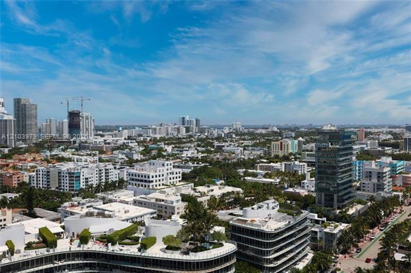 Miami Beach Condo: 50 S Pointe Dr cu-2205
