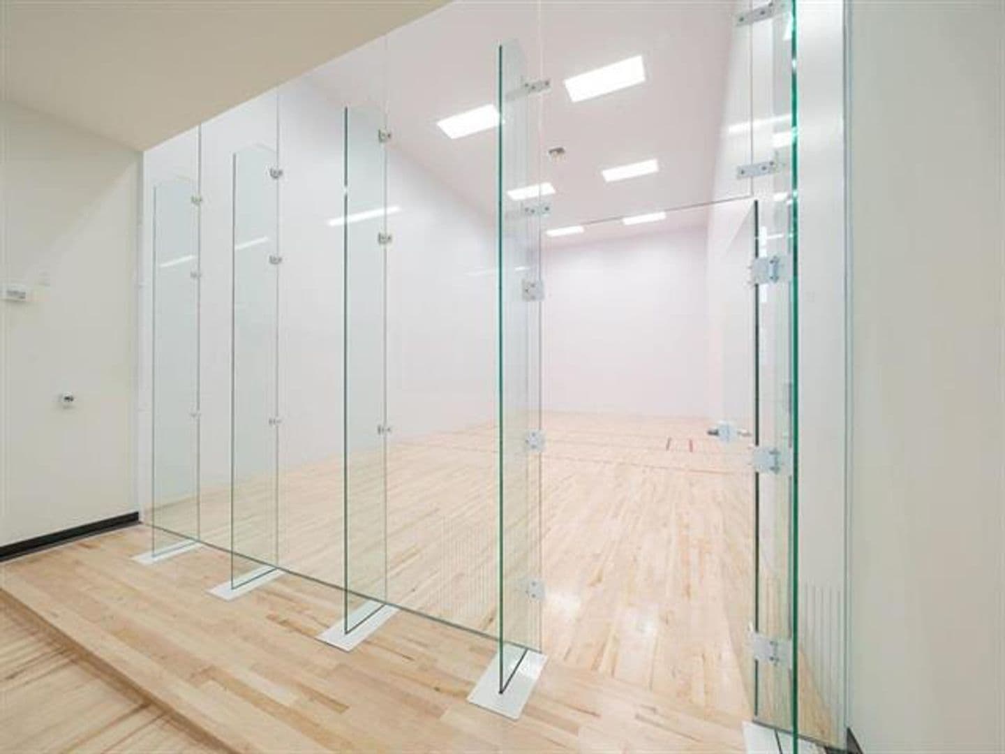 Miami Condo: 851 NE 1st Ave cu-2402