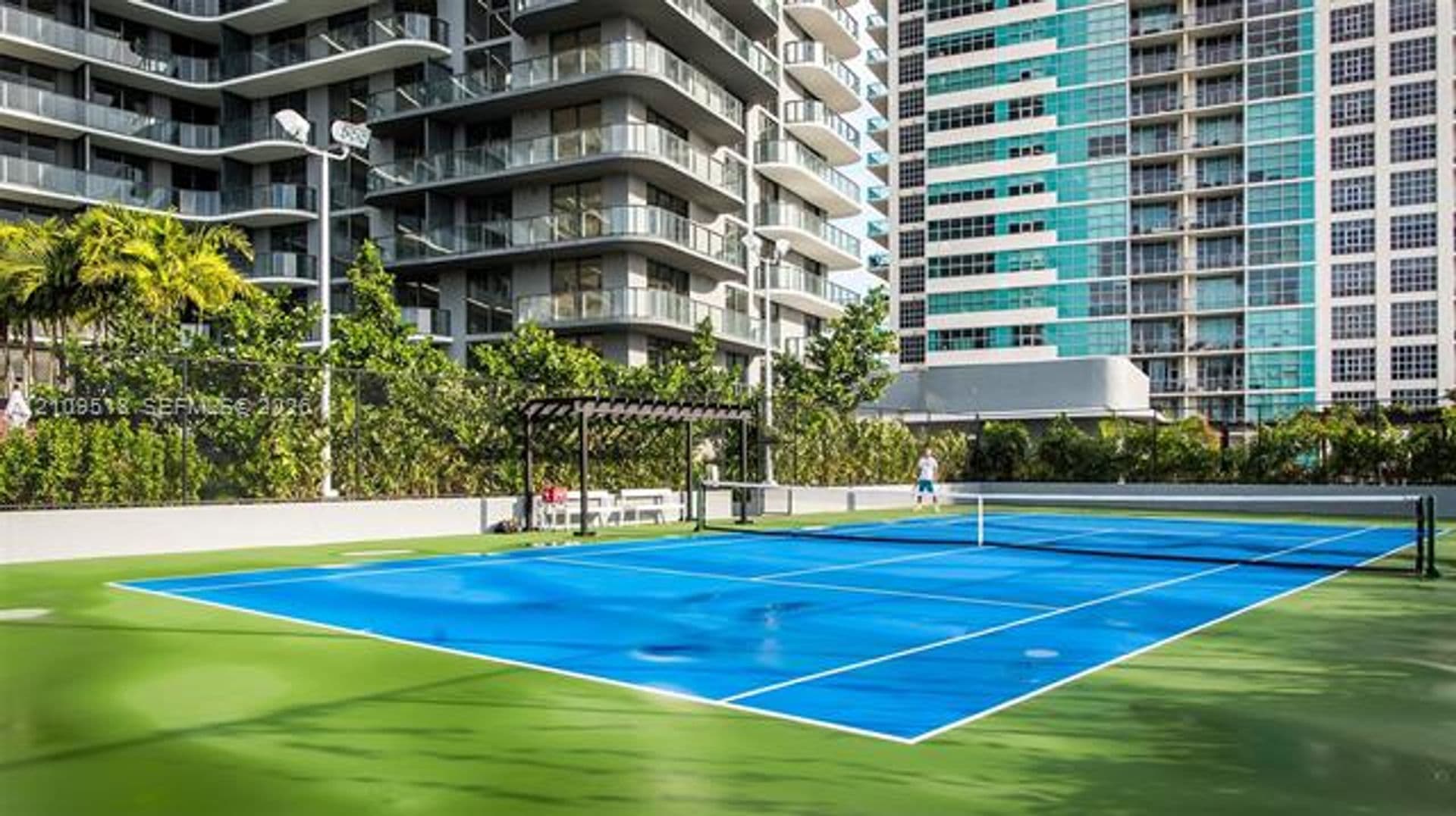 Miami Condo: 121 NE 34th St cu-2016