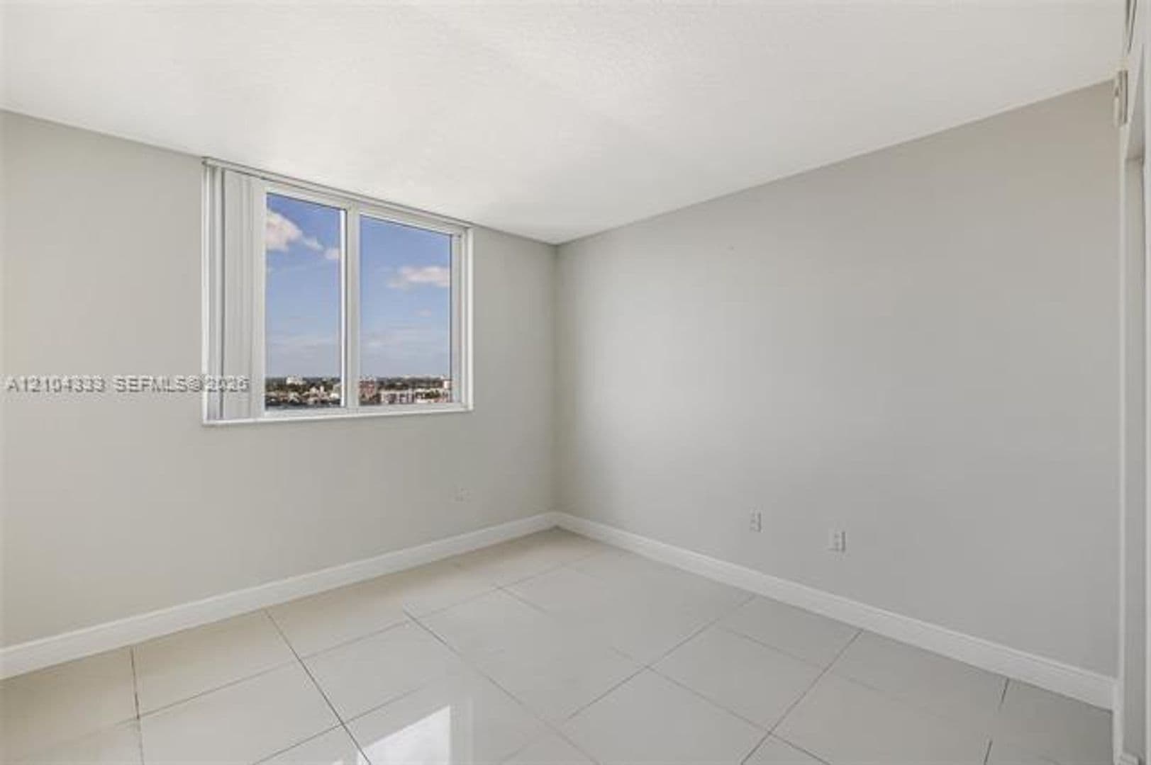 Miami Condo: 1861 NW S River Dr cu-1806