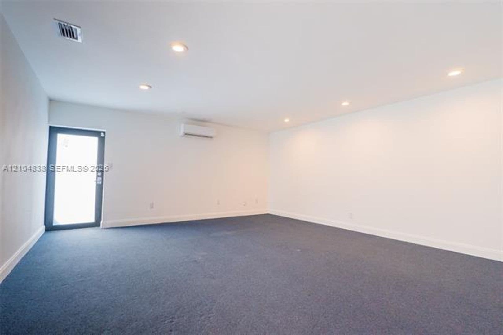 Plantation House: 5250 SW 4th Ct # 5250