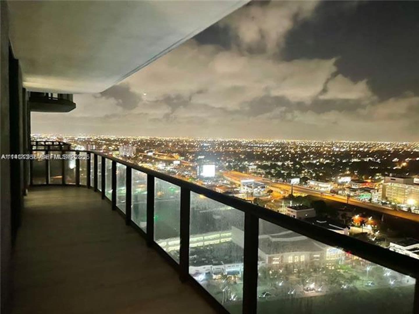 Miami Condo: 121 NE 34 St cu-2215