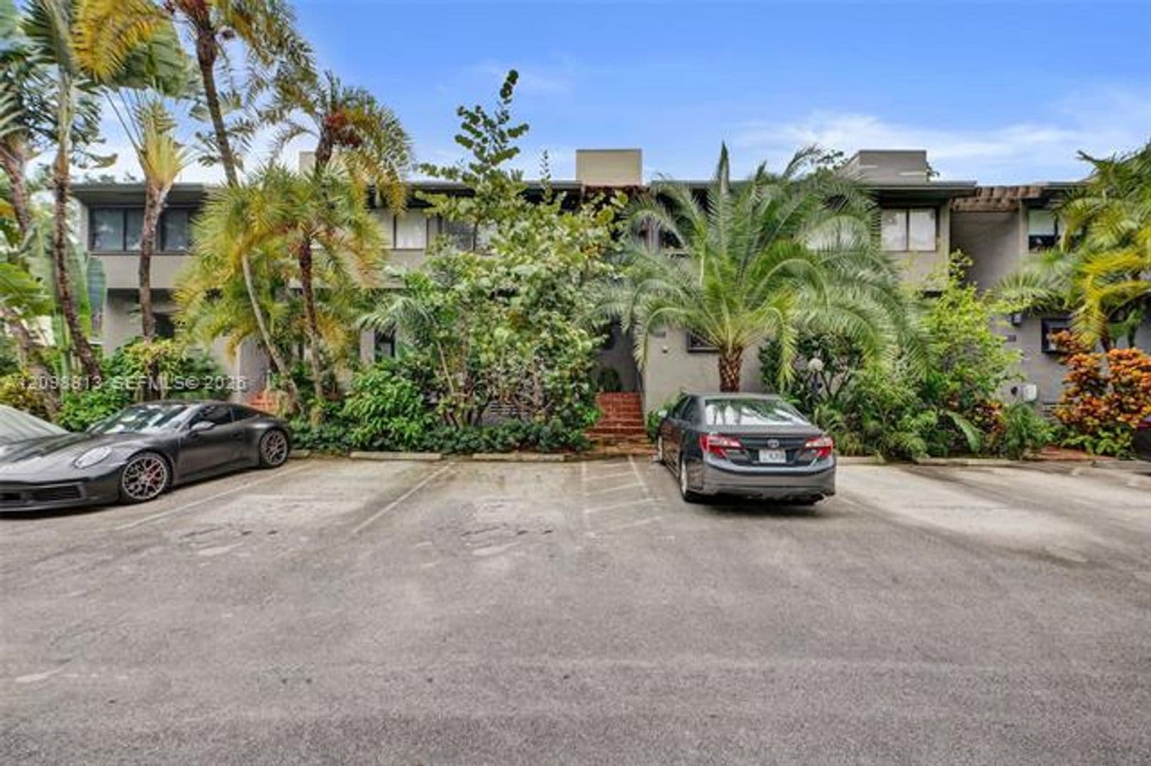Miami Townhome: 1000 NW N River Dr th 6