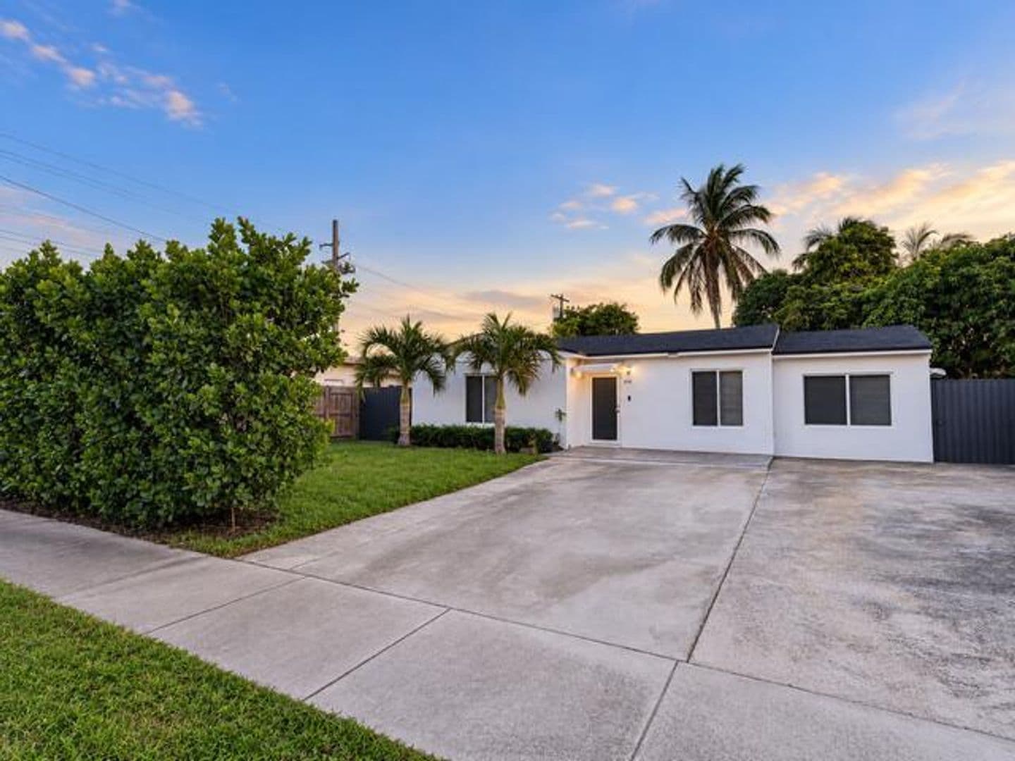 Miami House: 510 NW 108th St # 510