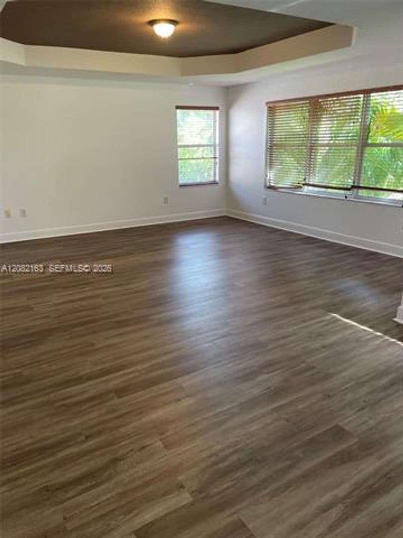 Miramar House: 17404 SW 47th Ct # 17404