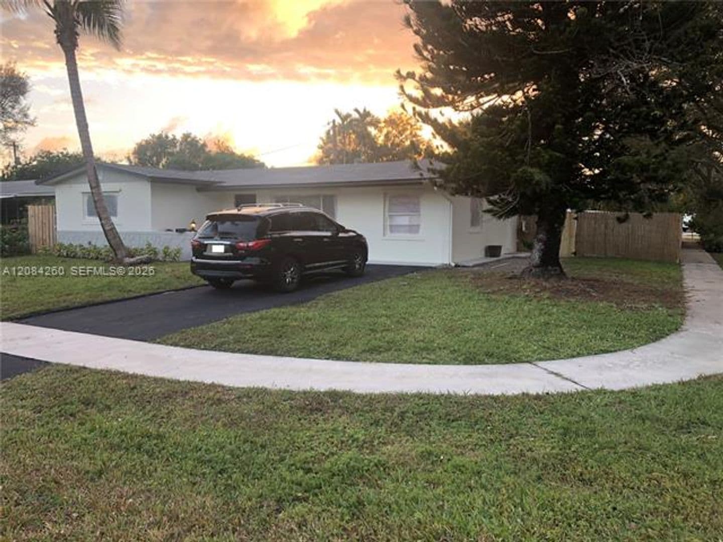 Cooper City House: 5001 SW 94th Way # 5001