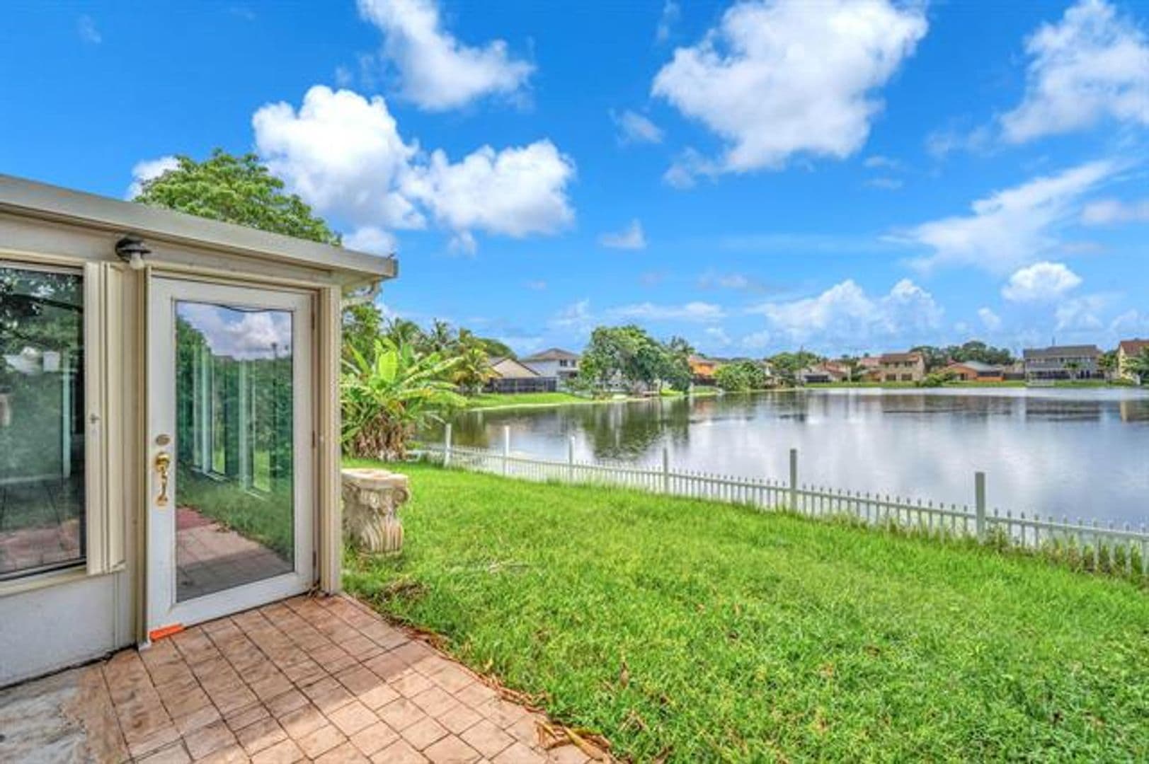 Pembroke Pines House: 1020 SW 99th Ave # 1020
