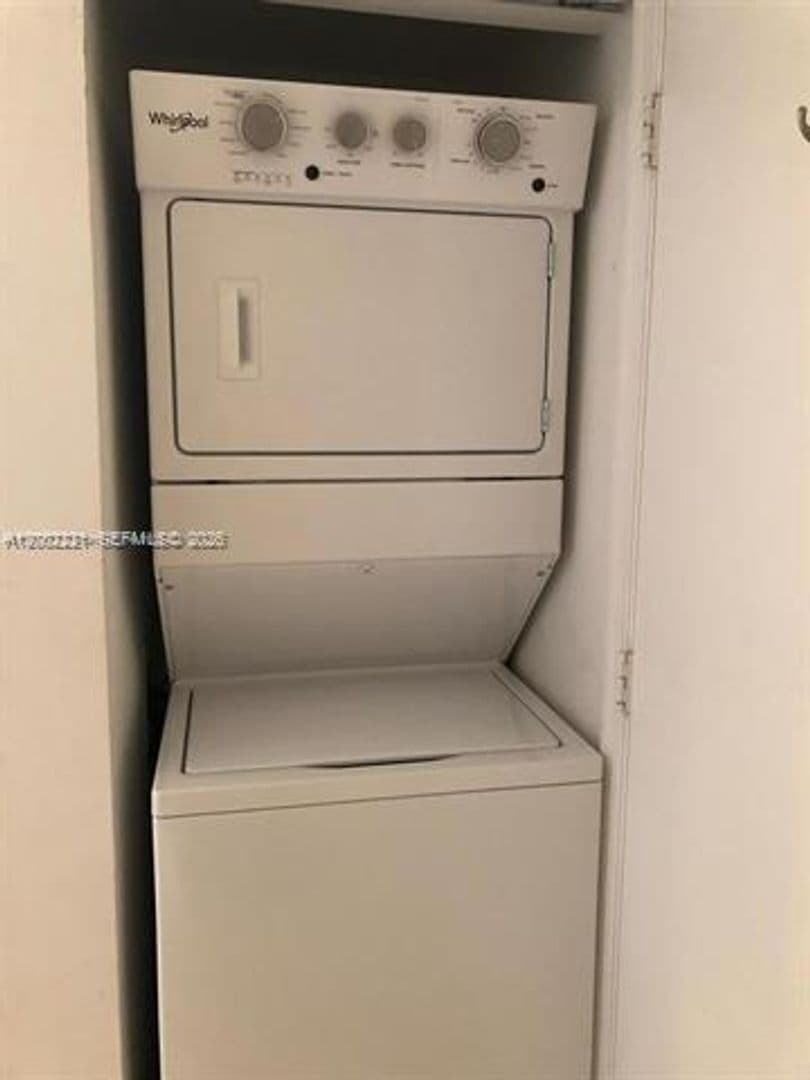 Miami Condo: 1750 N Bayshore Dr cu-3015