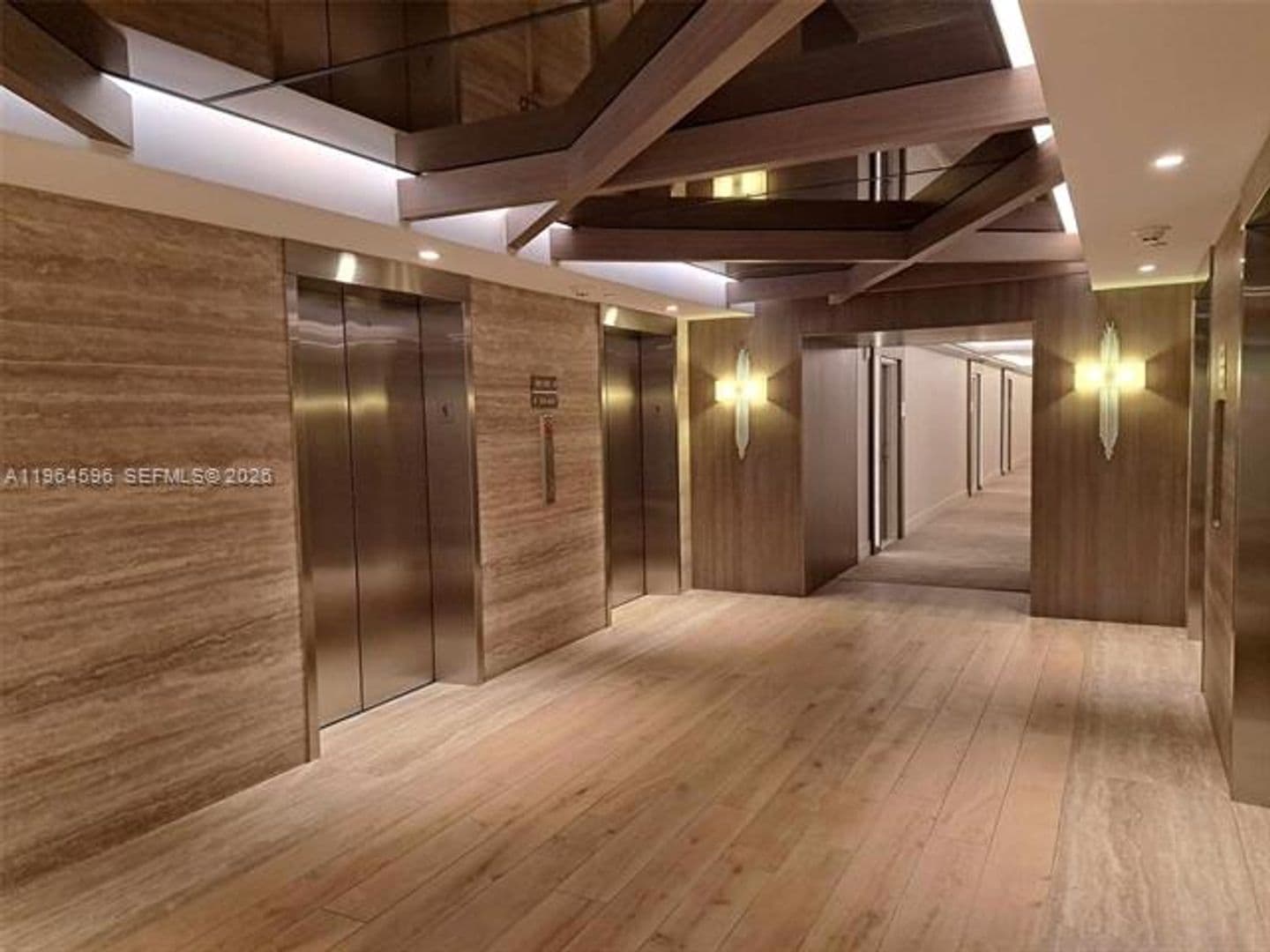 Miami Beach Condo: 2301 Collins Ave cu-504