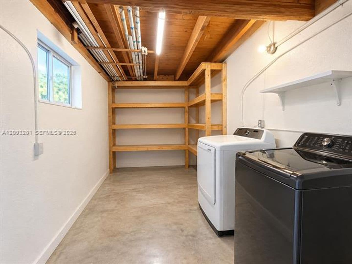 North Miami Beach House: 19091 NE 20th Ct # 19091