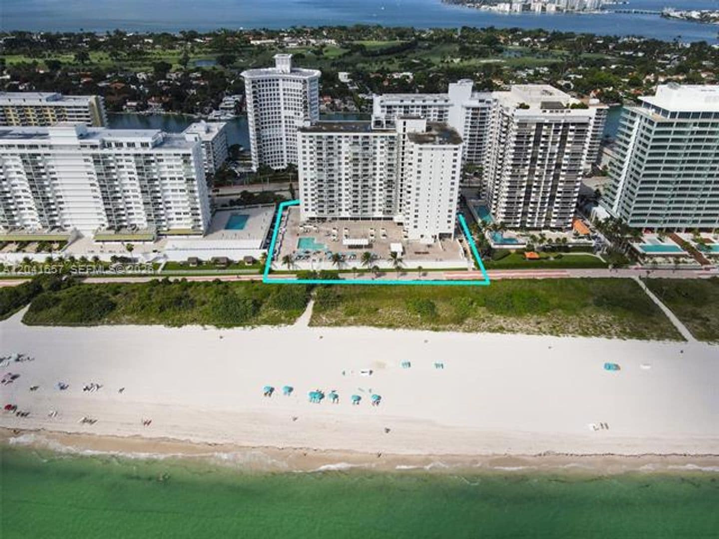 Miami Beach Condo: 5701 Collins Ave cu-619
