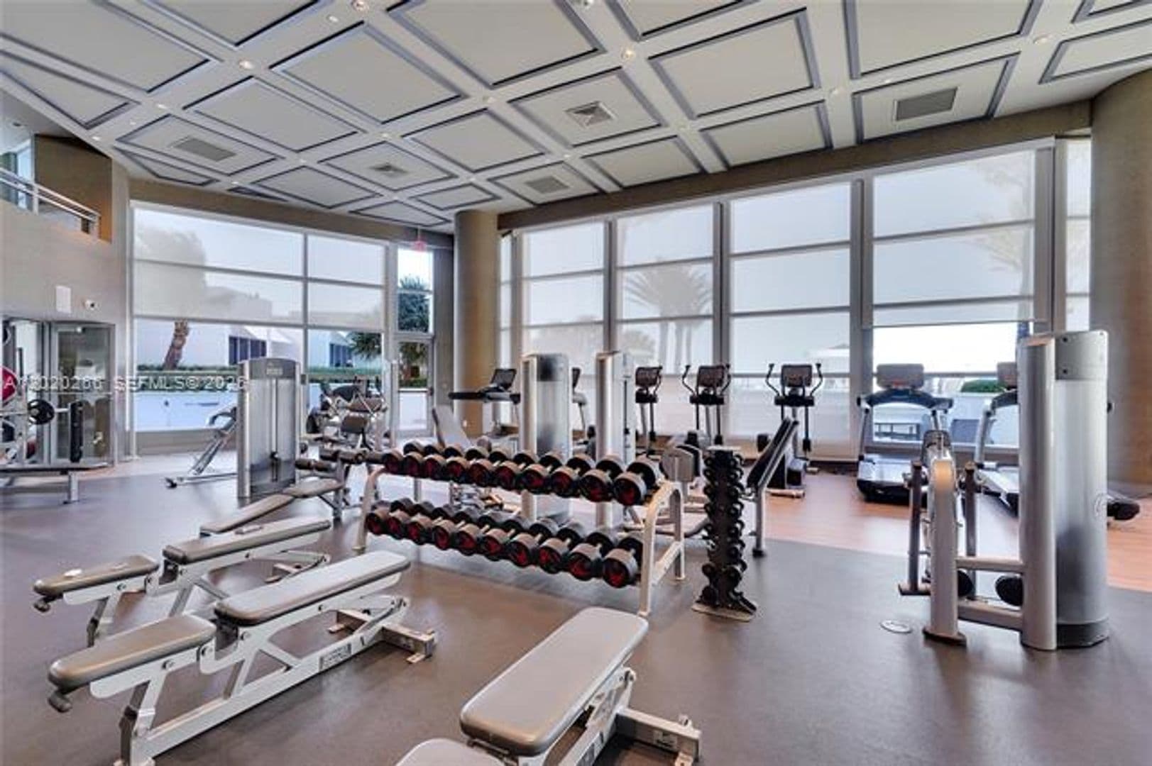 Hollywood Condo: 3101 S Ocean Dr cu-701