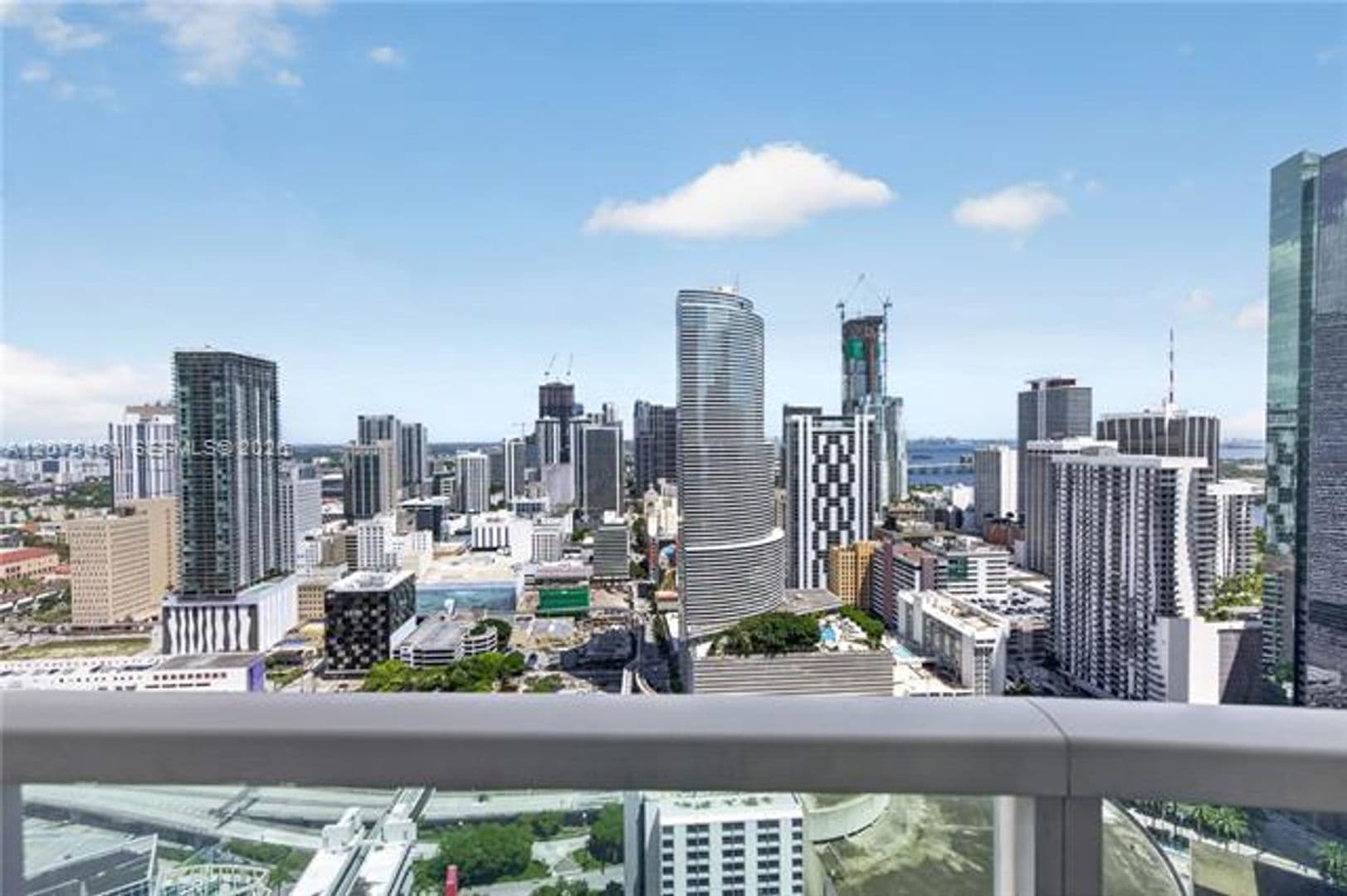 Miami Condo: 31 SE 5th St cu-4212