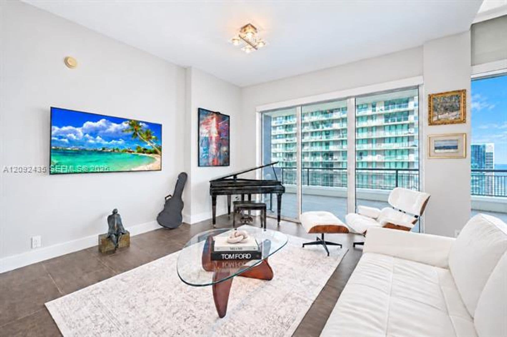 Miami Condo: 60 SW 13th St cu-4002