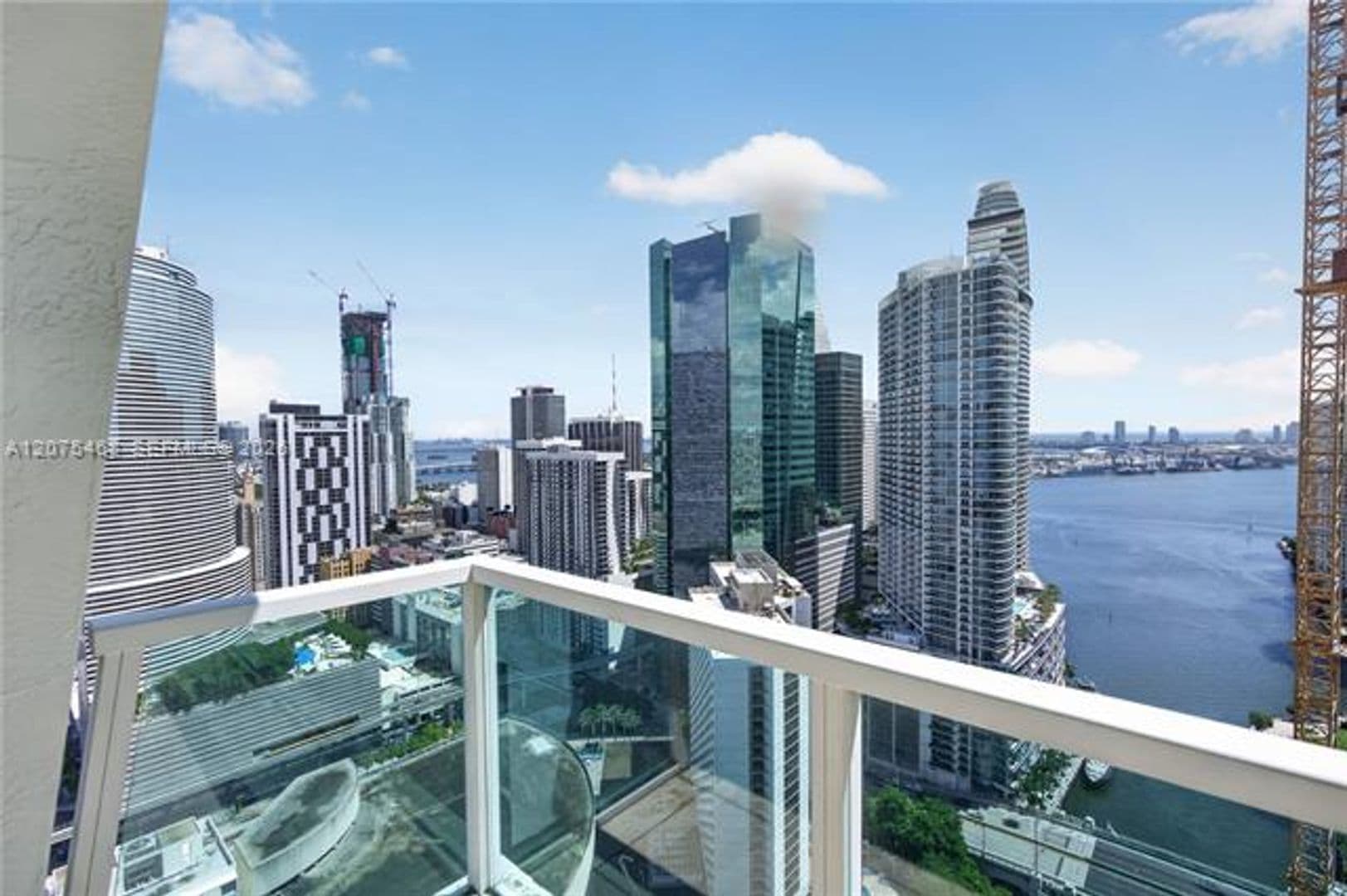 Miami Condo: 31 SE 5th St cu-4212