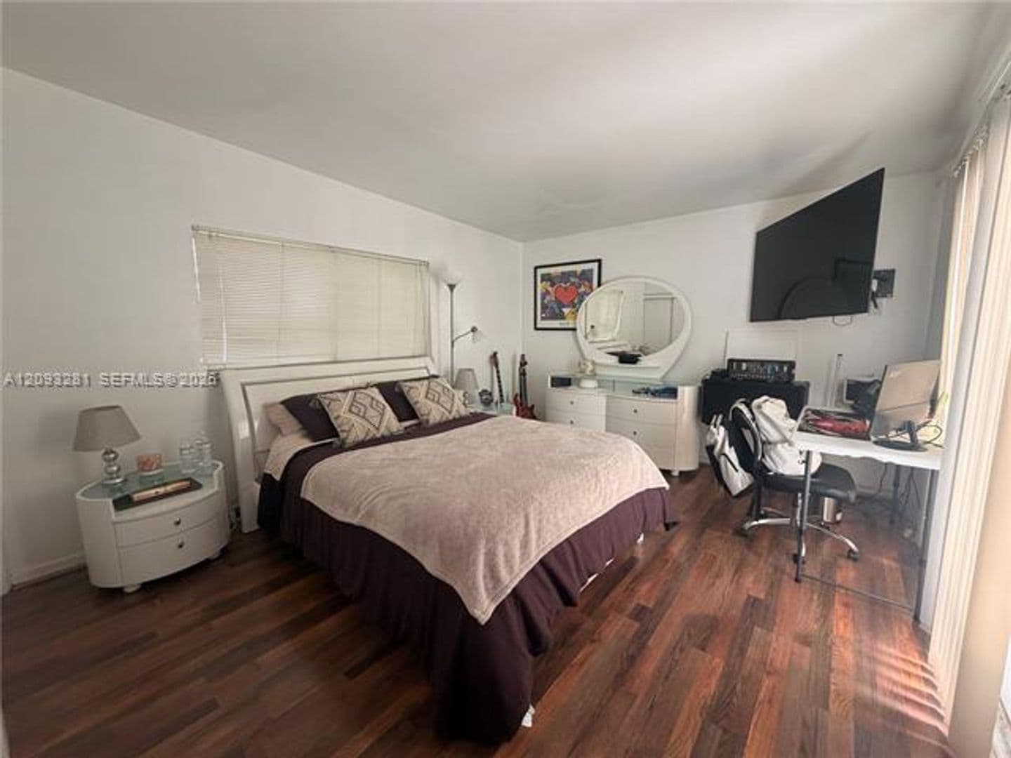 North Miami Beach House: 19091 NE 20th Ct # 19091