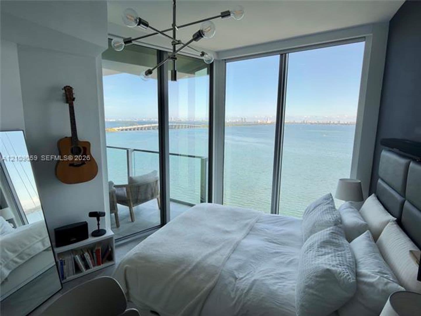 Miami Condo: 2900 NE 7th Ave cu-1106