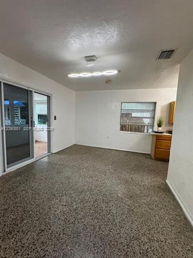Fort Lauderdale House: 1416 SW 27th St # 1416