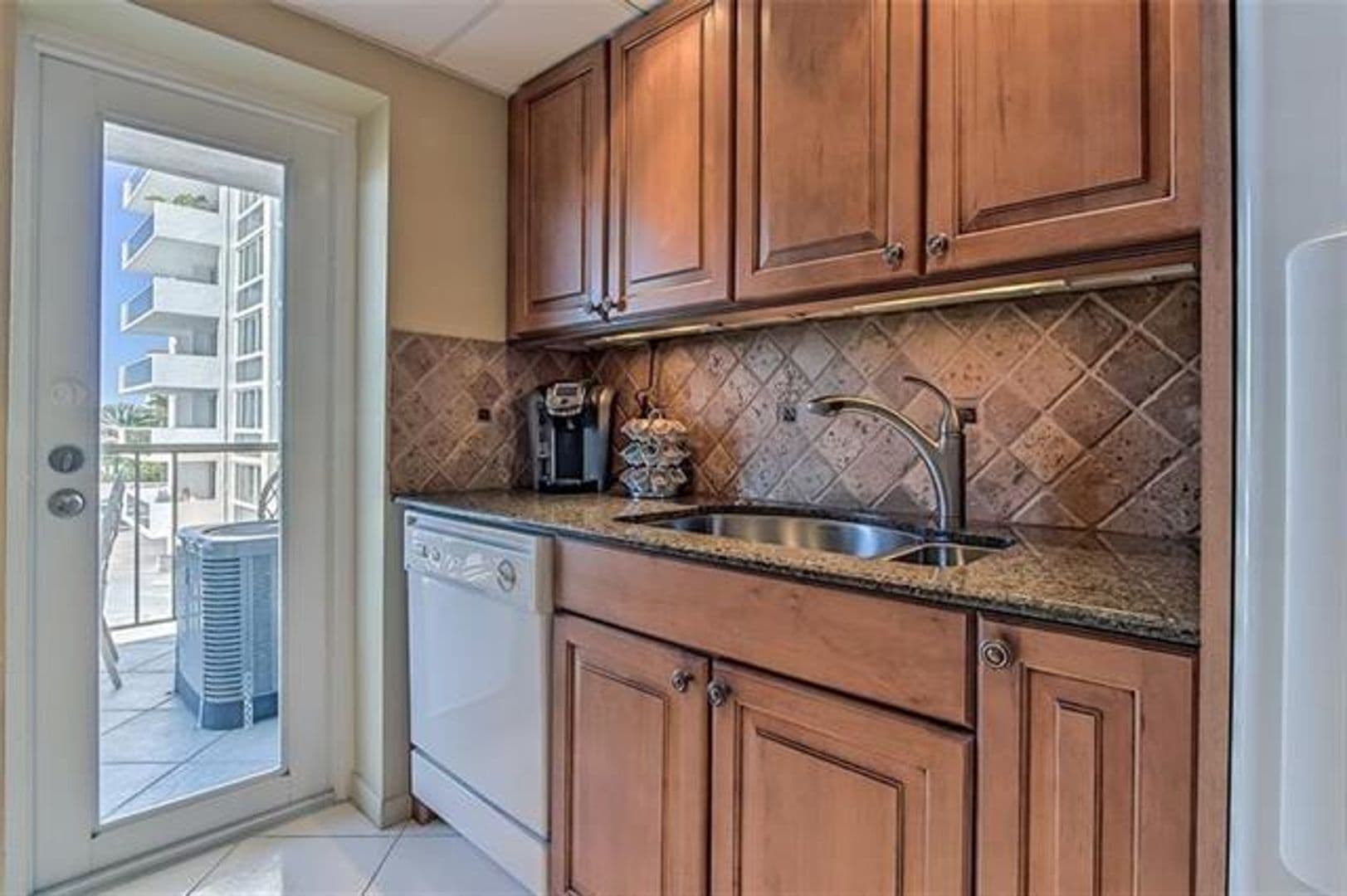 Fort Lauderdale Condo: 2701 N Ocean Blvd cu-3b