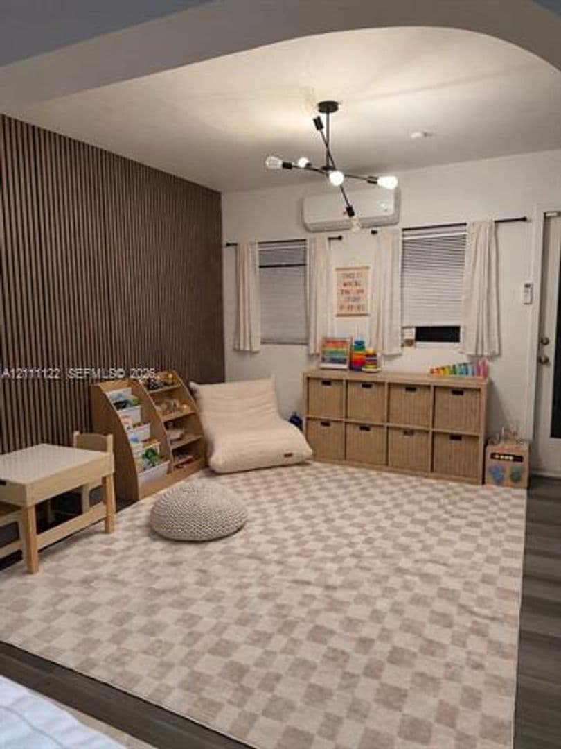 Hollywood Townhome: 5020 Sheridan St th 2