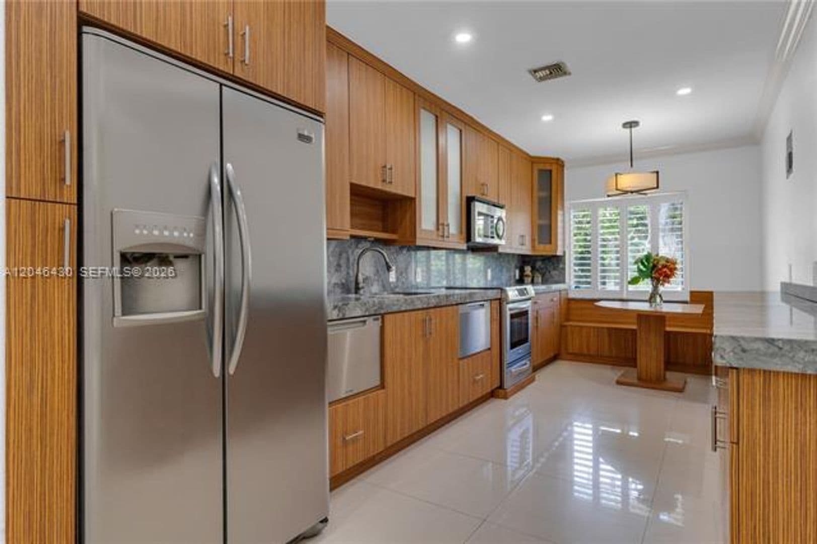 Fort Lauderdale House: 549 NE 12th Ave # 549