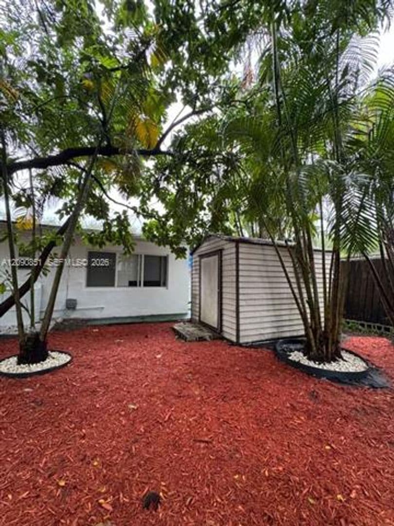 Fort Lauderdale House: 1416 SW 27th St # 1416
