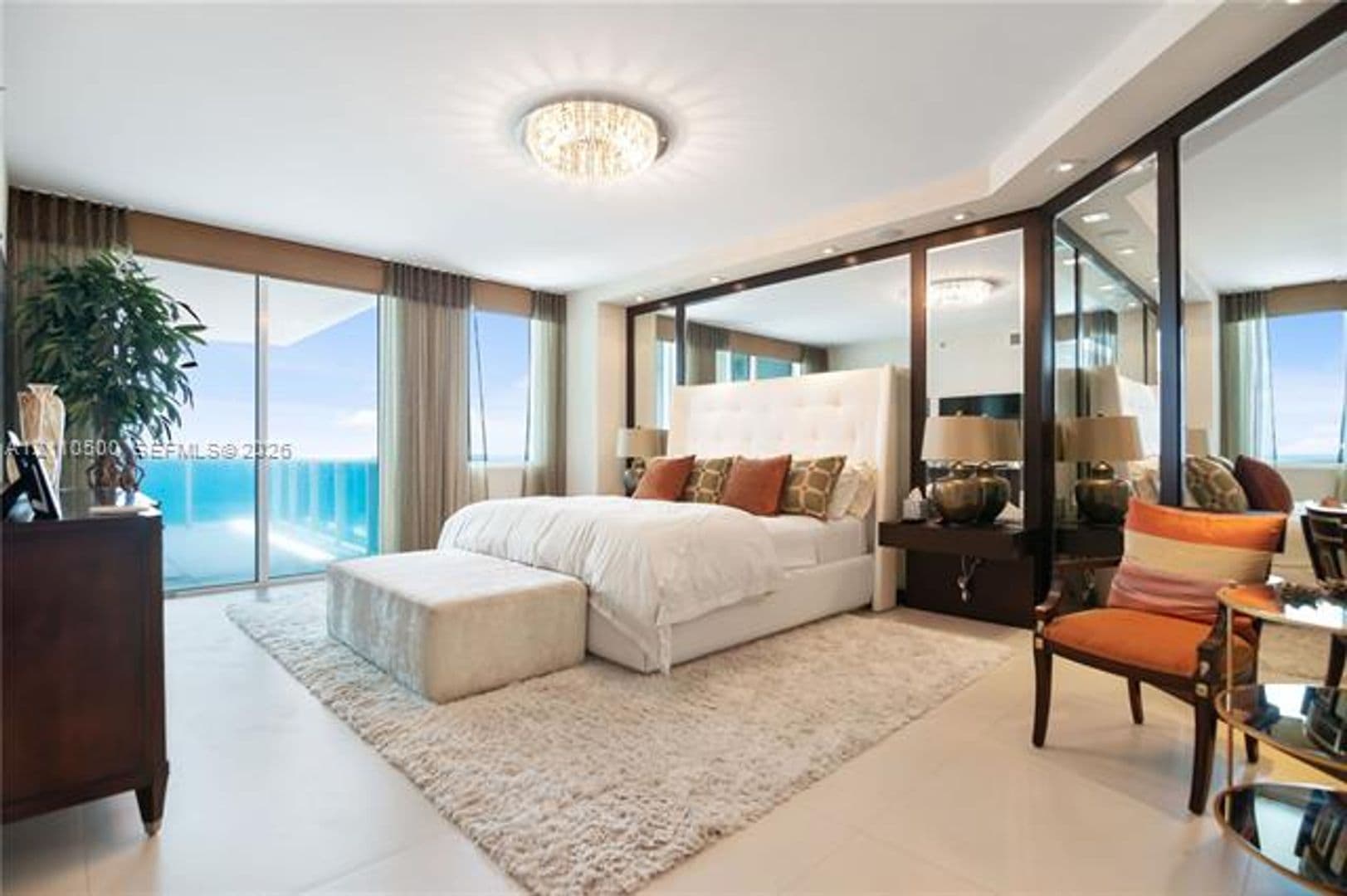 Hollywood Condo: 2711 S Ocean Dr cu-2205