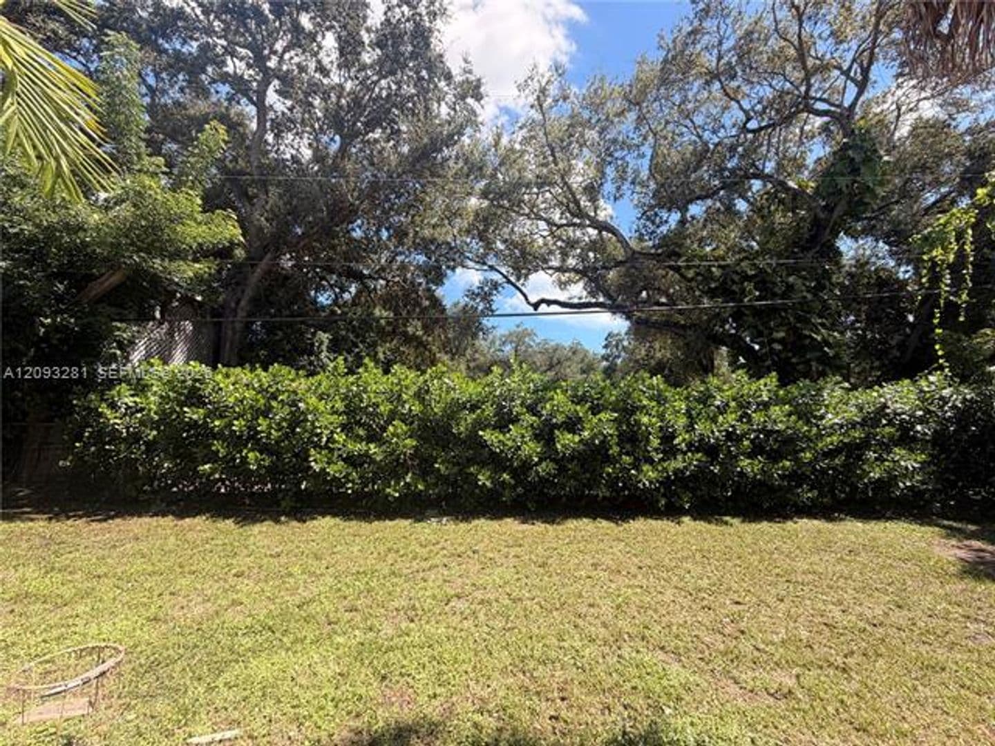 North Miami Beach House: 19091 NE 20th Ct # 19091