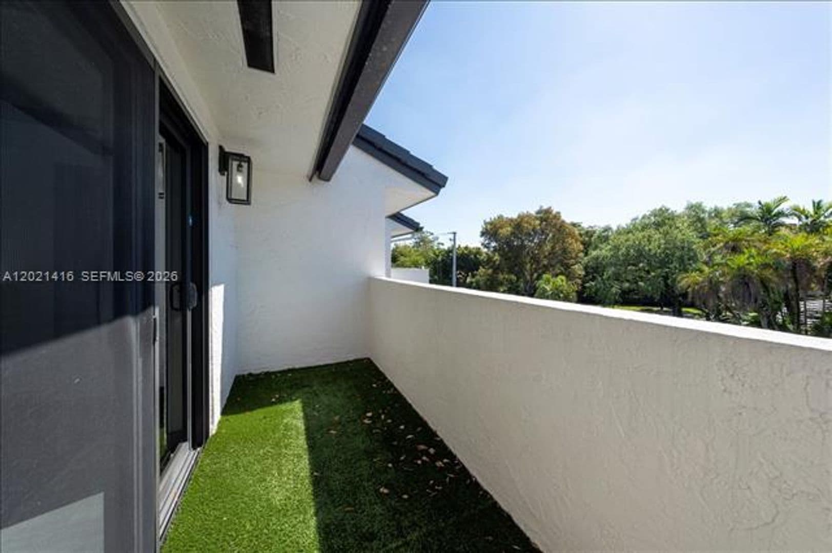 Coral Gables Townhome: 5750 Turin St th 207