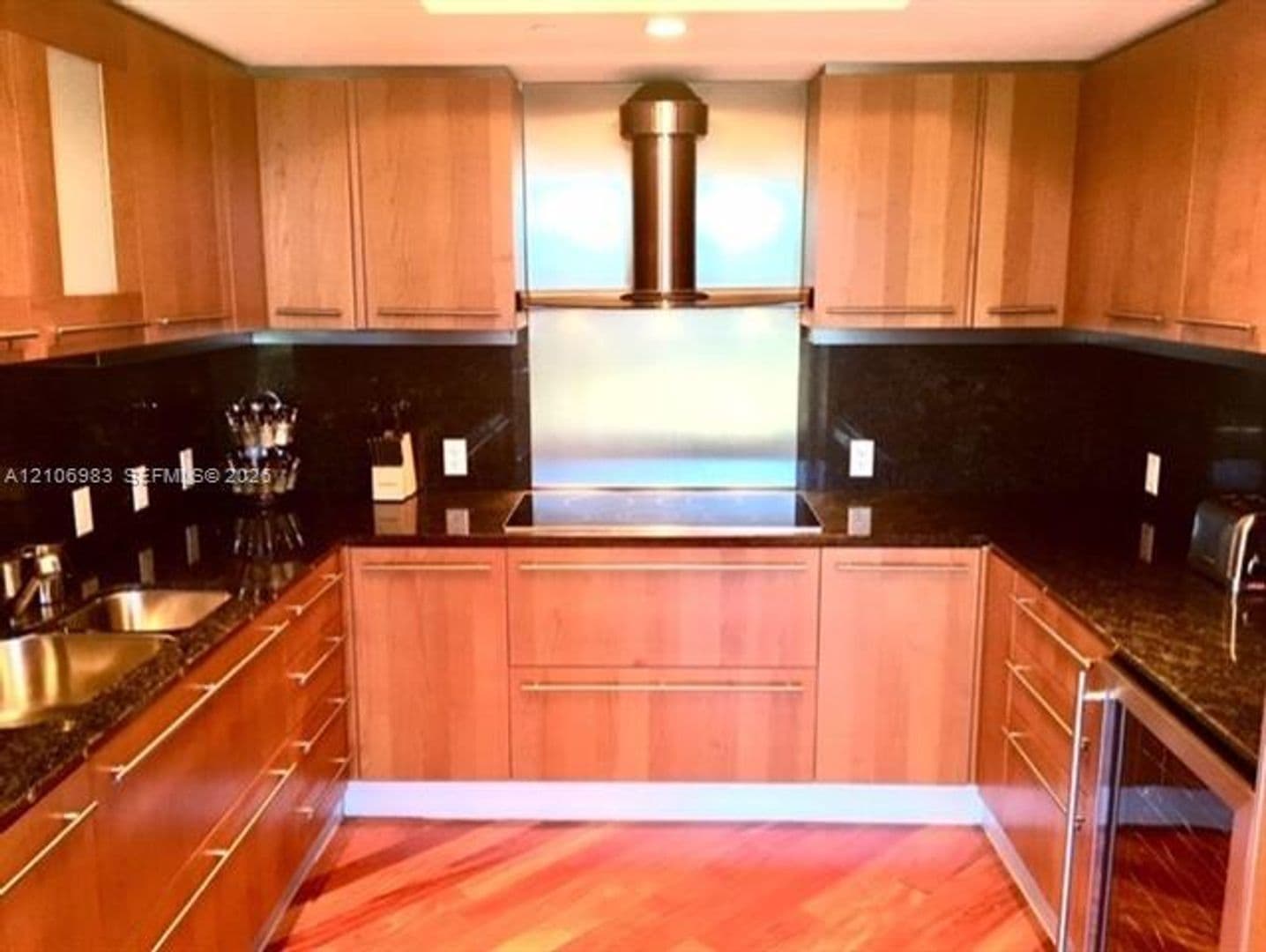 Surfside Condo: 9401 Collins Ave cu-306