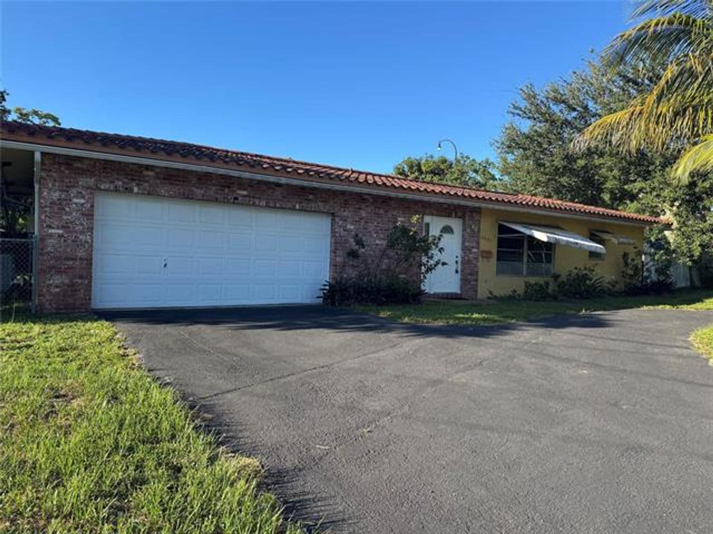 Plantation House: 5691 SW 1st St # 5691