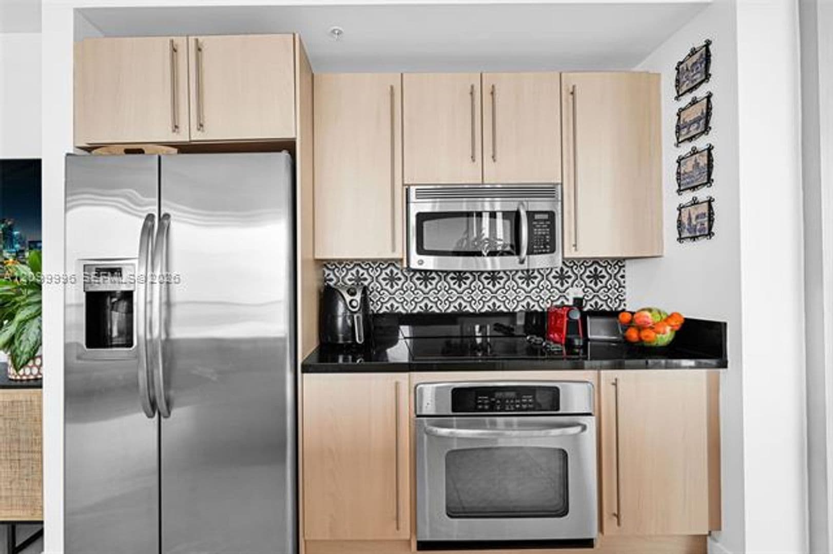Miami Condo: 1111 SW 1st Ave cu-2714-N