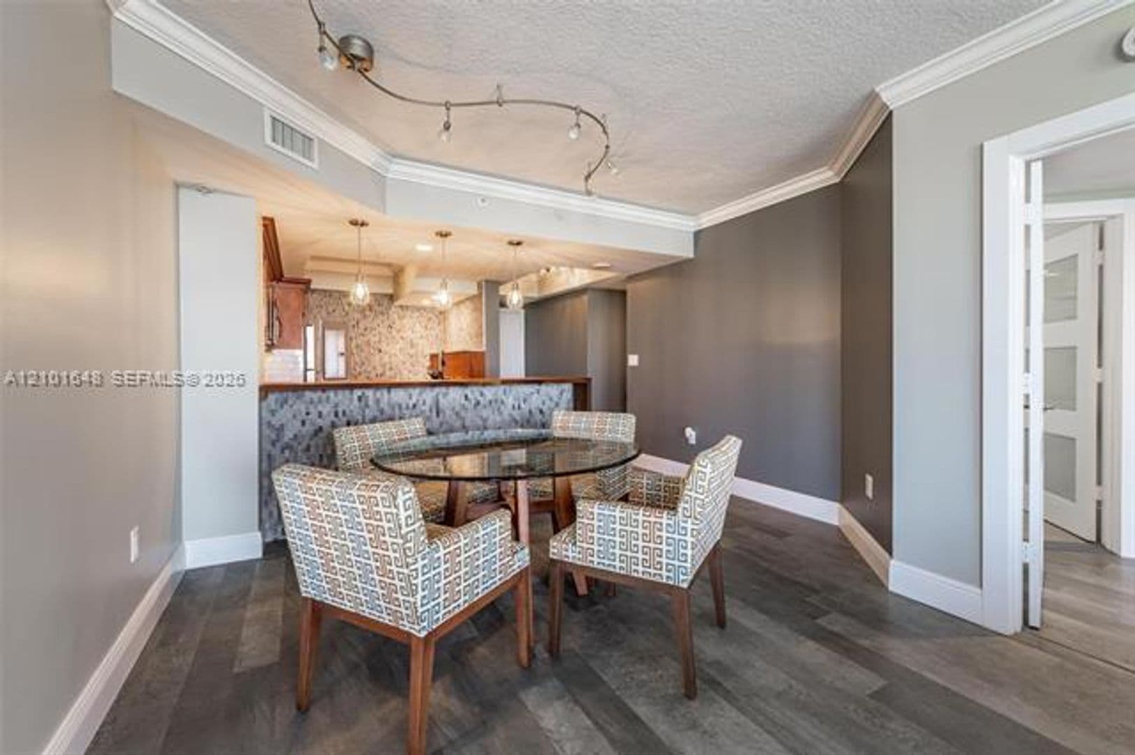 Fort Lauderdale Condo: 401 SW 4th Ave cu-1407