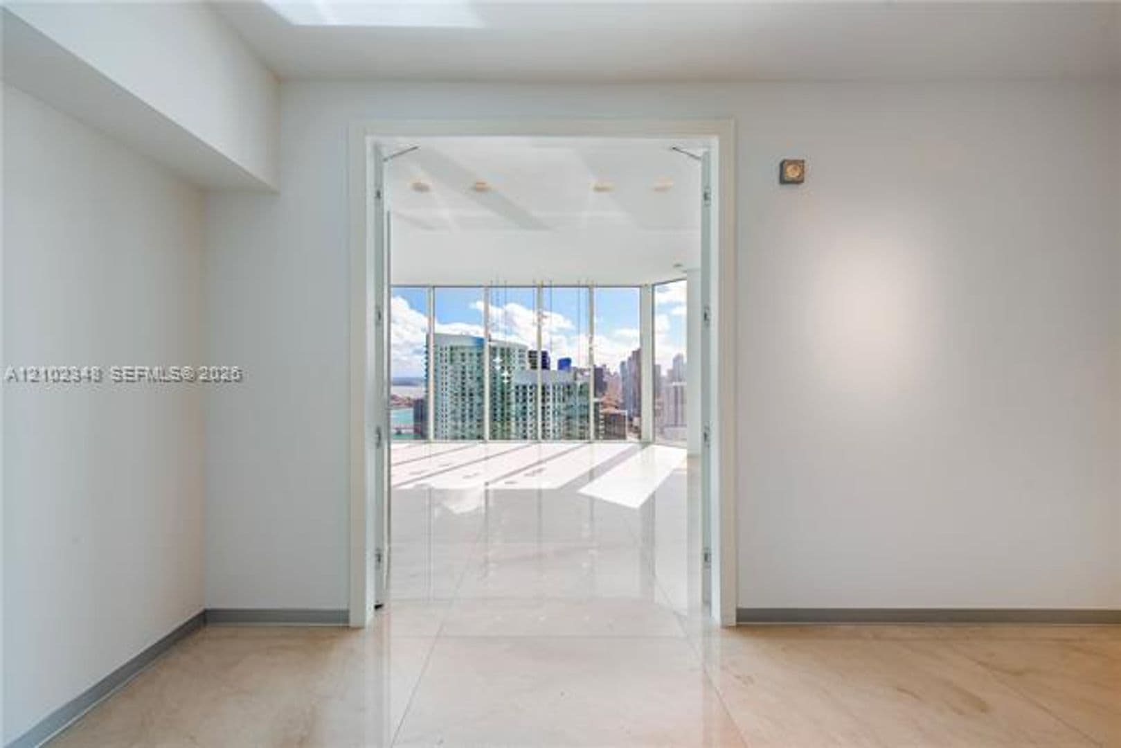 Miami Condo: 2020 N Bayshore Dr cu-4502