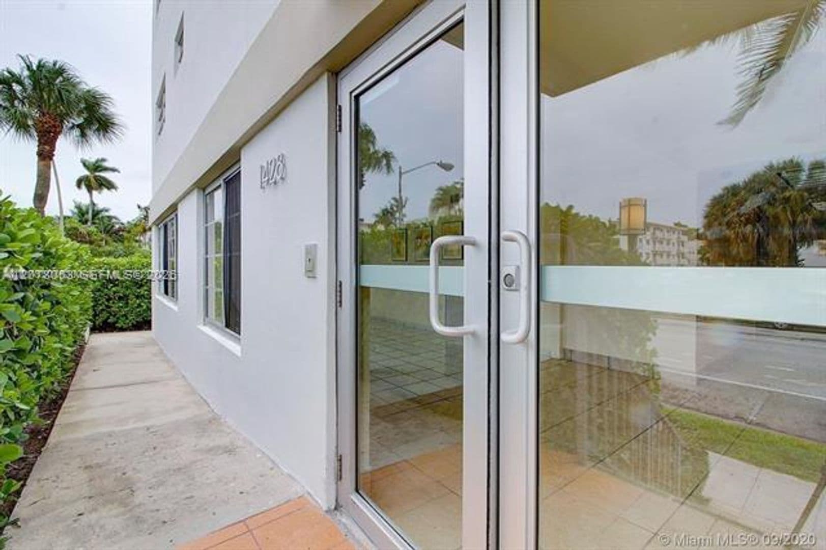 Miami Beach Condo: 1428 Euclid Ave cu-207
