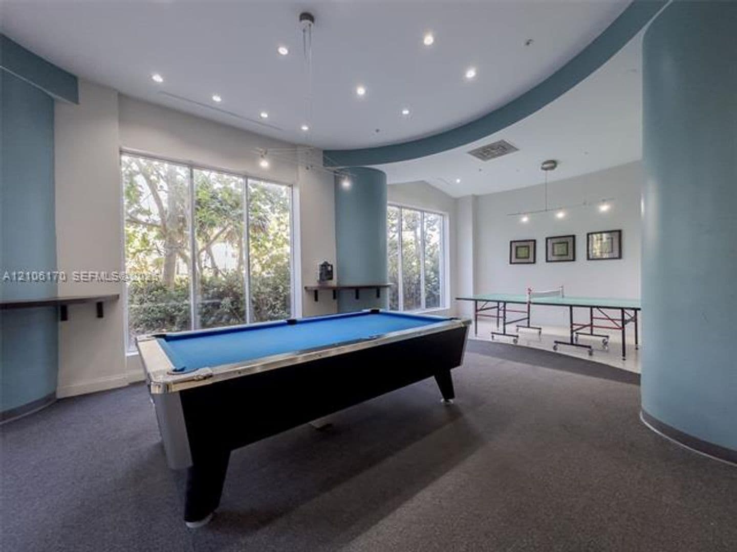 Hollywood Condo: 4001 S Ocean Dr cu-12B