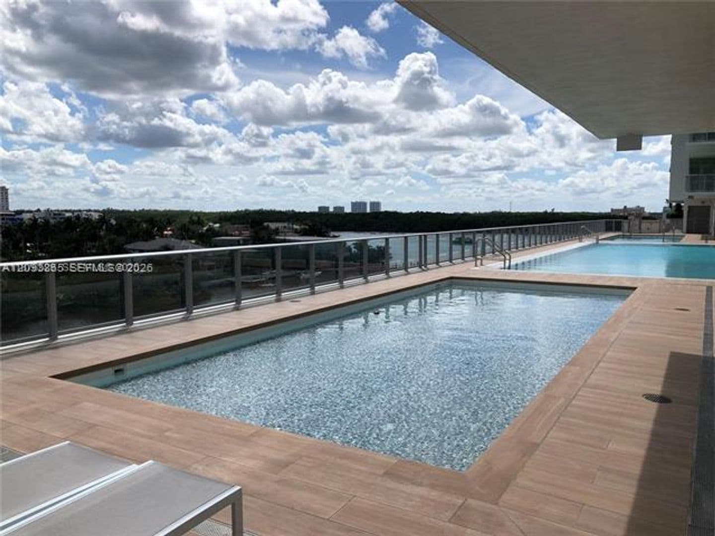 Sunny Isles Beach Condo: 300 Sunny Isles Blvd cu-4-1906