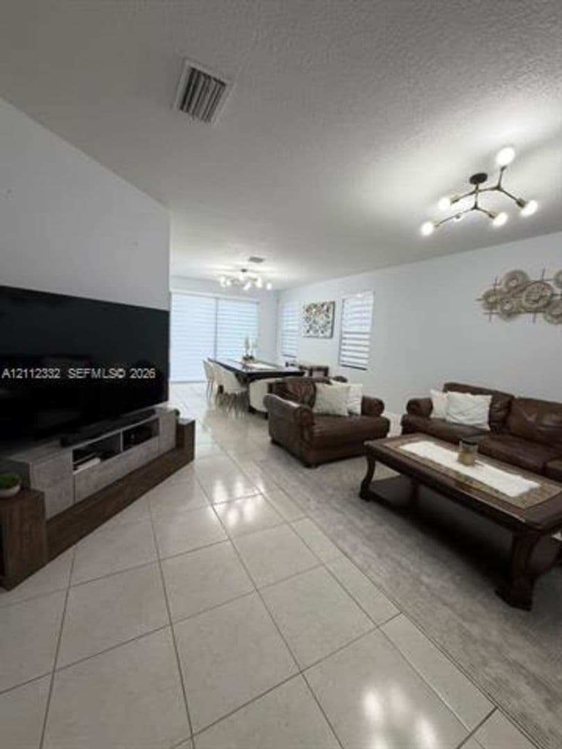 Miami House: 9764 NW 10th Ter # 9764