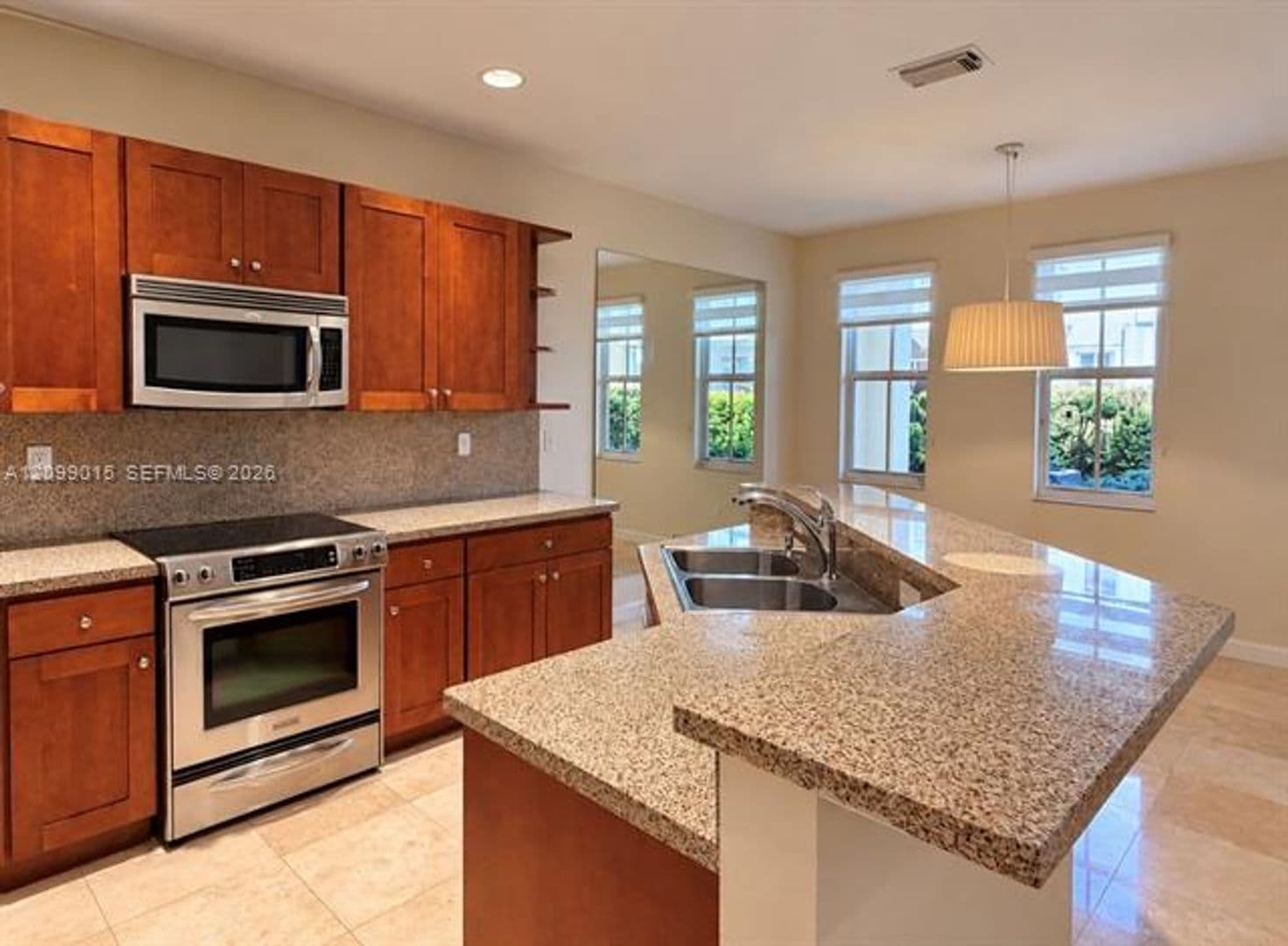 Doral Townhome: 10711 NW 75th Ln th 10711