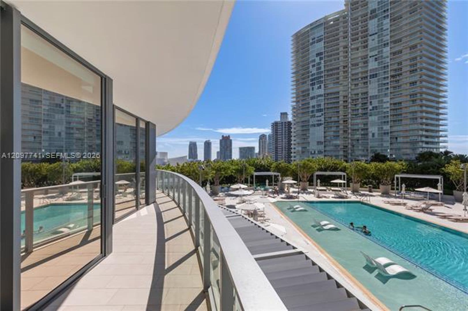 Miami Beach Condo: 500 Alton Rd cu-802