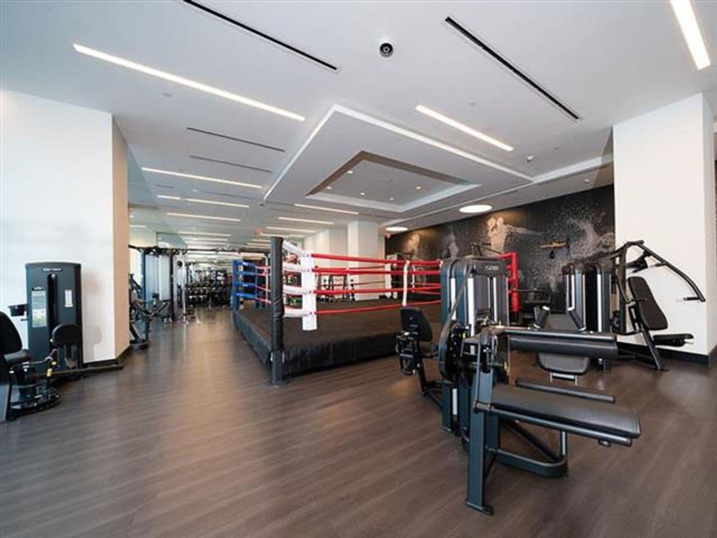 Miami Condo: 851 NE 1st Ave cu-2402