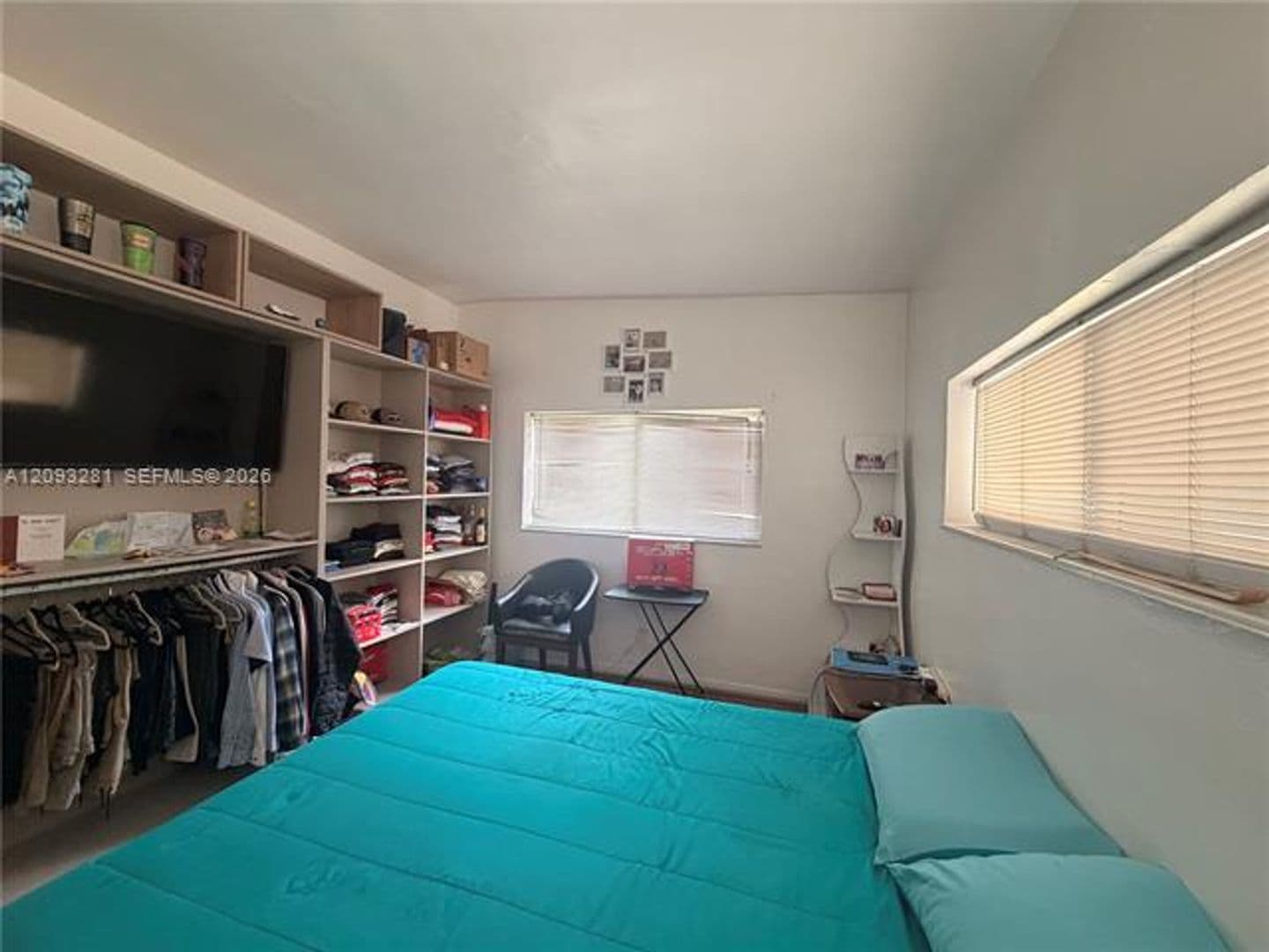 North Miami Beach House: 19091 NE 20th Ct # 19091